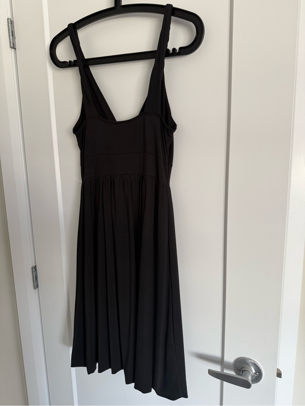 Black Women's Sleeveless Dress - Classic Scoop Neck